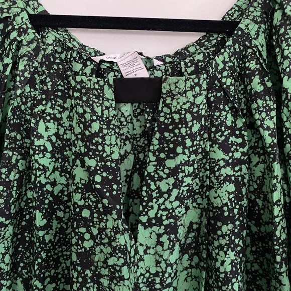 Diane von Fürstenberg Silk Blouse Puff Sleeve Green Splatter Print size Small - Picture 8 of 13